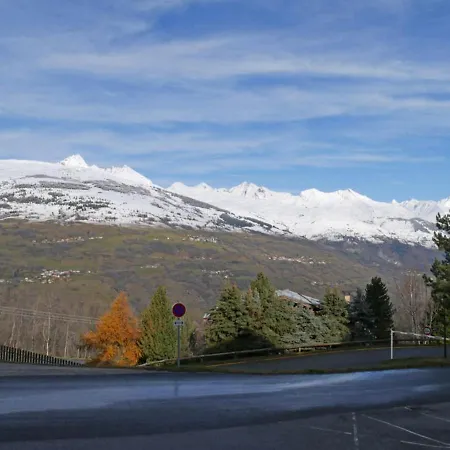 Renove Montchavin Proche Commerces, Pistes, Avec Balcon - Fr-1-329-64 Apartment