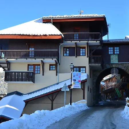 Renove Montchavin Proche Commerces, Pistes, Avec Balcon - Fr-1-329-64 Lägenhet *